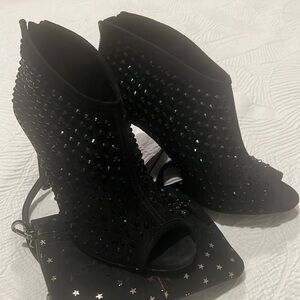 Michael Kors open toe suede boots, size 8m